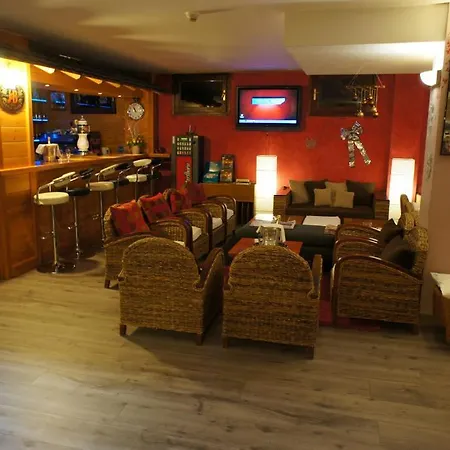 Mila Hotel Encamp